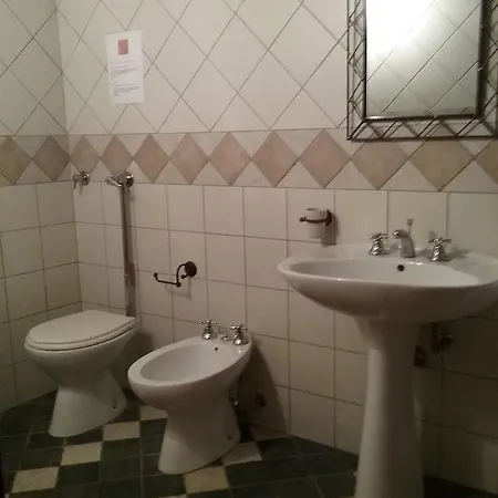Villa Tenuta Stoccatello - *